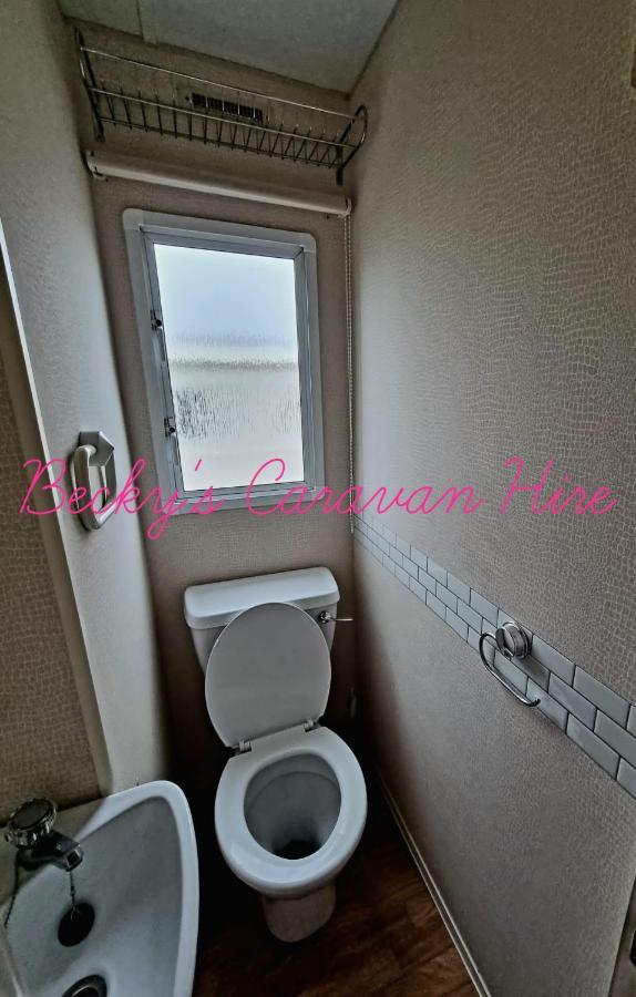 Becky'S Caravan At Marton Mere Blackpool Buitenkant foto